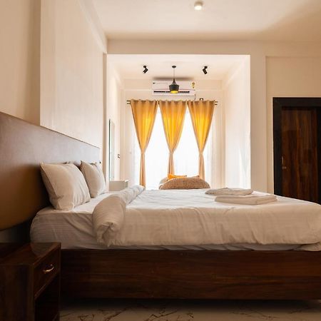 The Kaziranga Address Hotell Eksteriør bilde