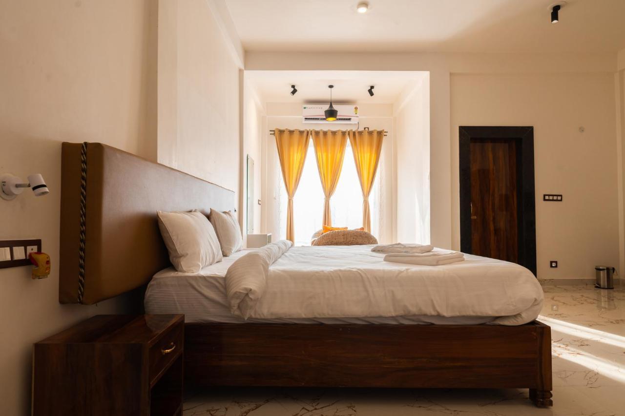 The Kaziranga Address Hotell Eksteriør bilde