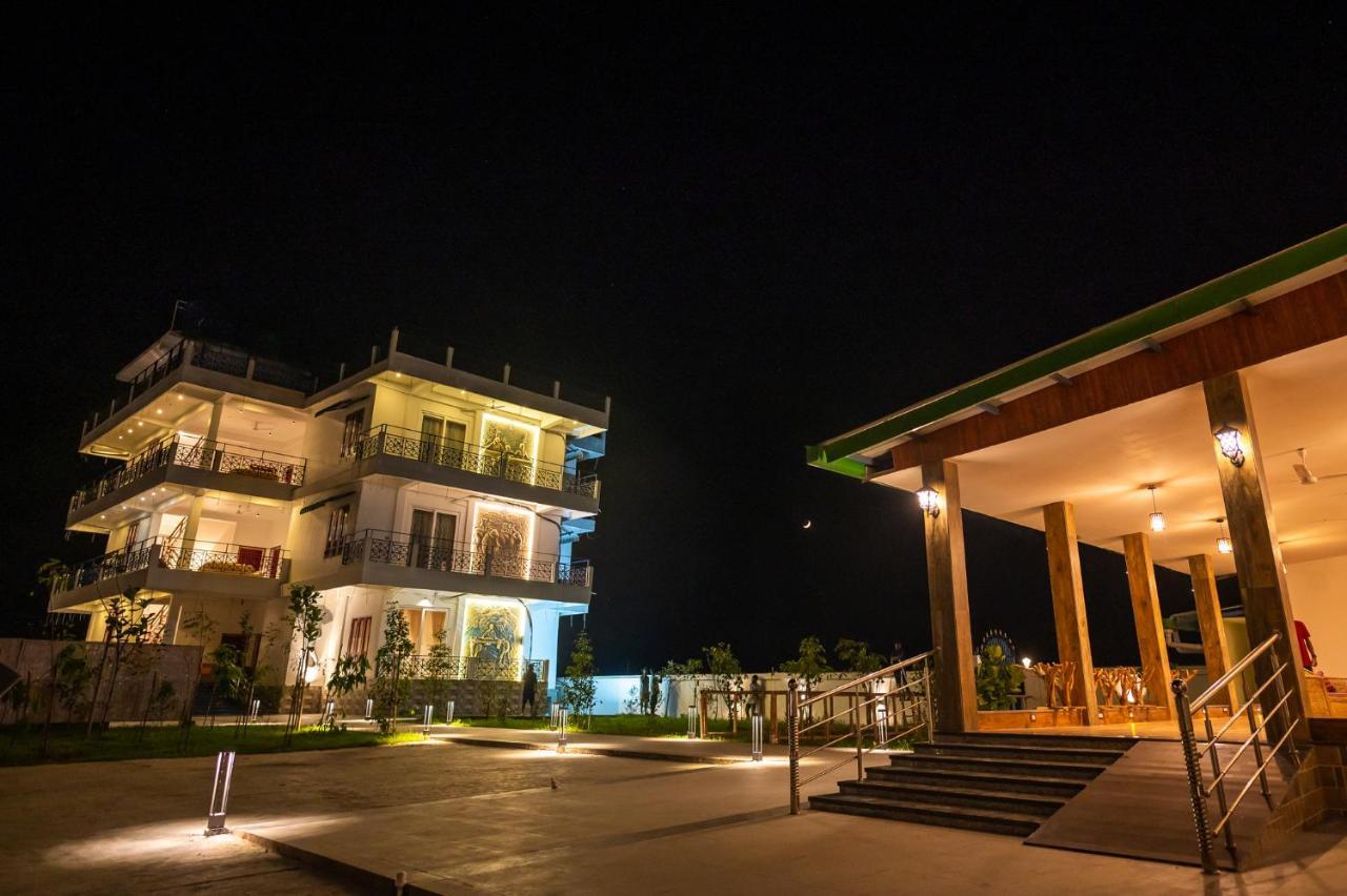 The Kaziranga Address Hotell Eksteriør bilde