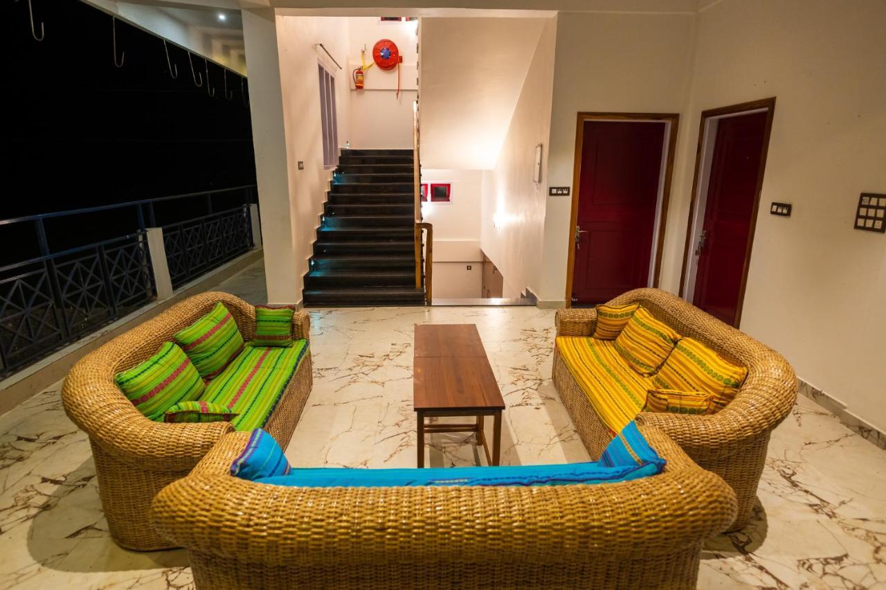 The Kaziranga Address Hotell Eksteriør bilde