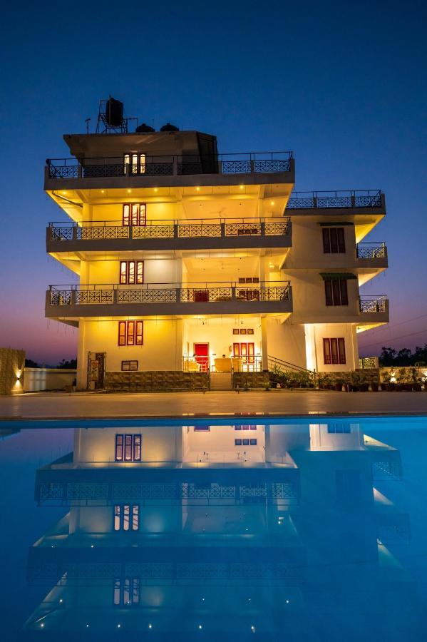 The Kaziranga Address Hotell Eksteriør bilde
