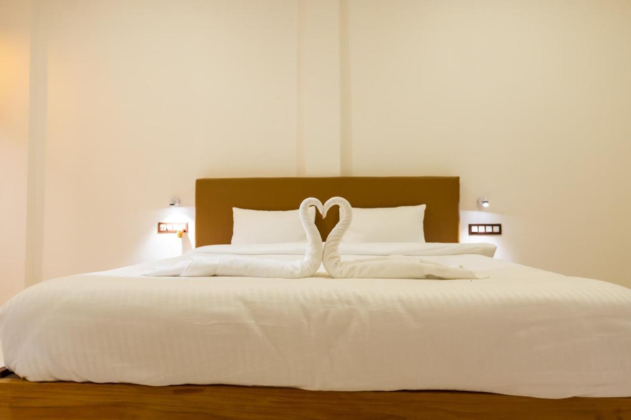 The Kaziranga Address Hotell Eksteriør bilde