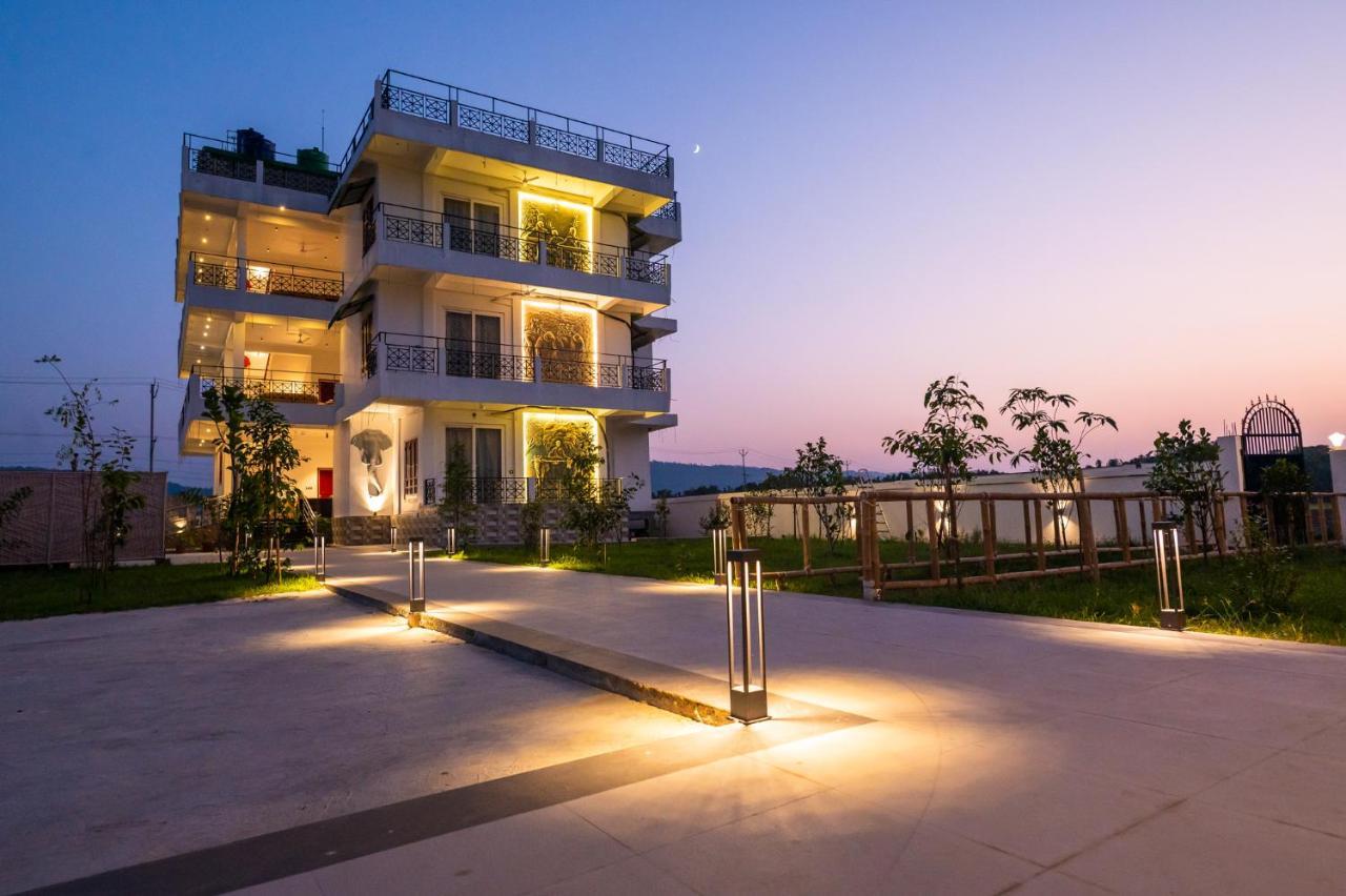 The Kaziranga Address Hotell Eksteriør bilde