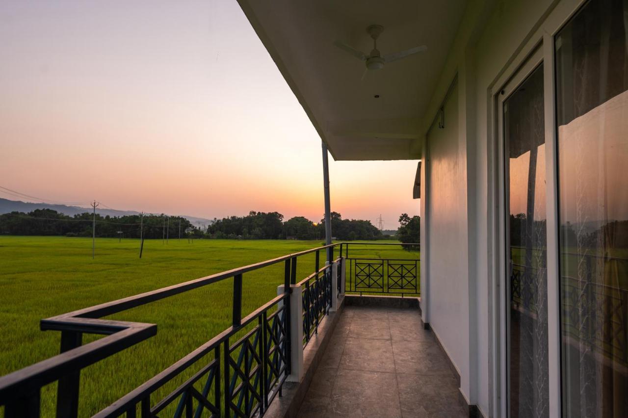 The Kaziranga Address Hotell Eksteriør bilde