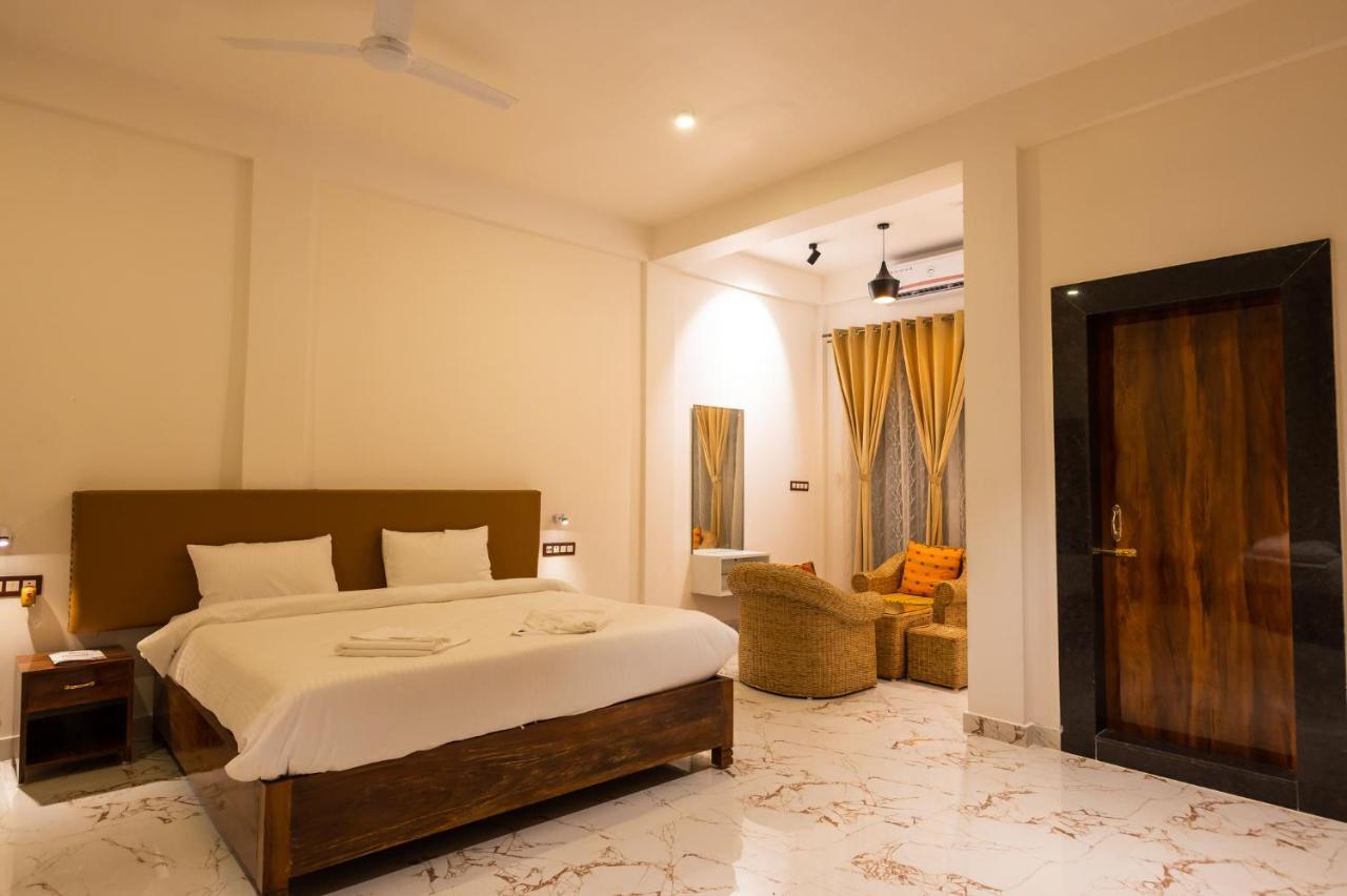 The Kaziranga Address Hotell Eksteriør bilde