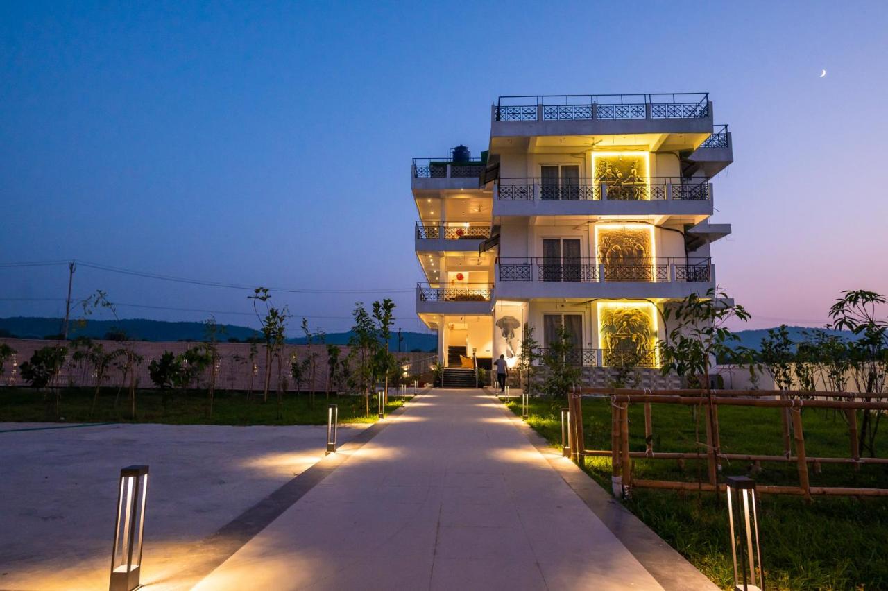 The Kaziranga Address Hotell Eksteriør bilde
