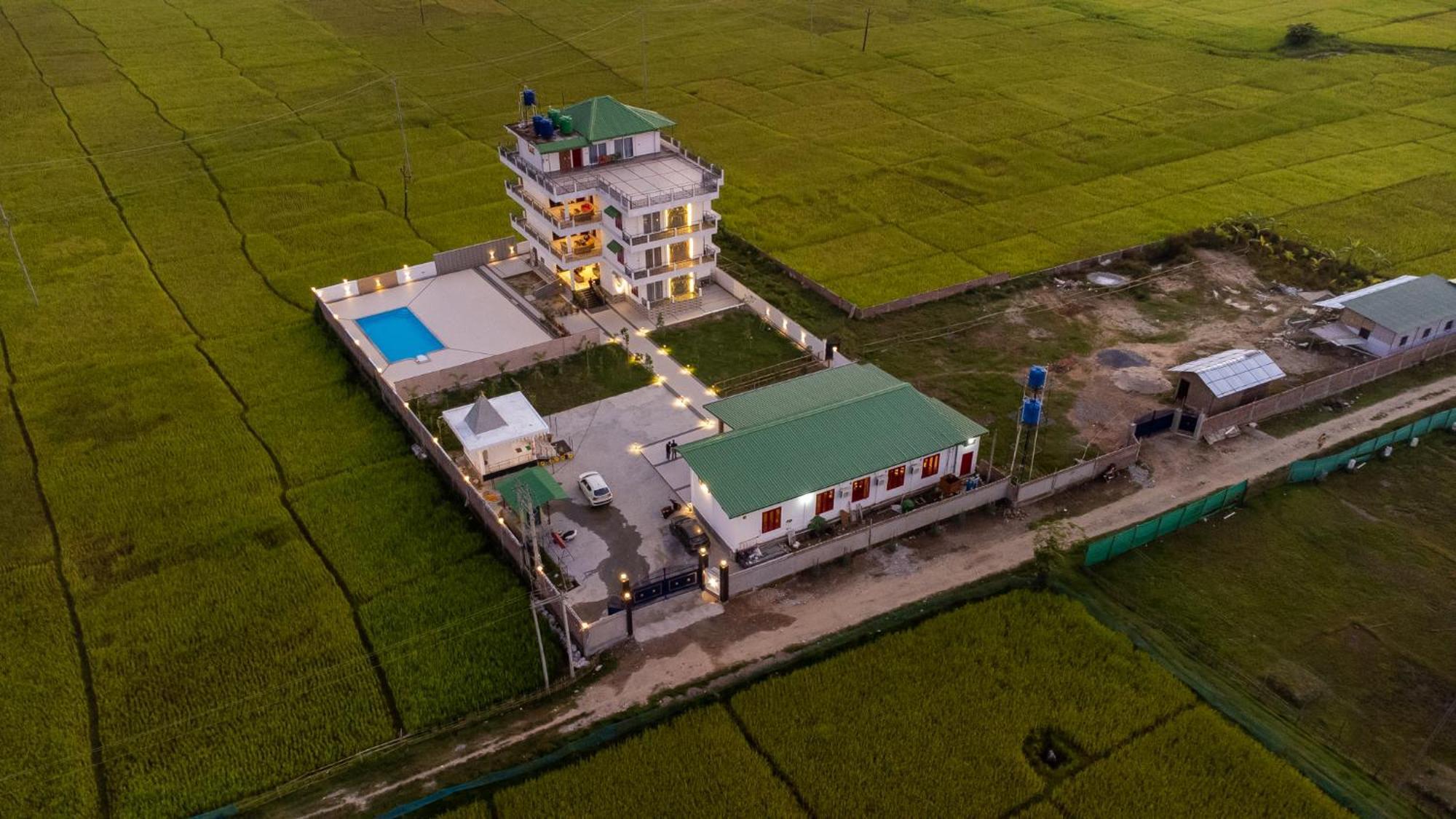 The Kaziranga Address Hotell Eksteriør bilde