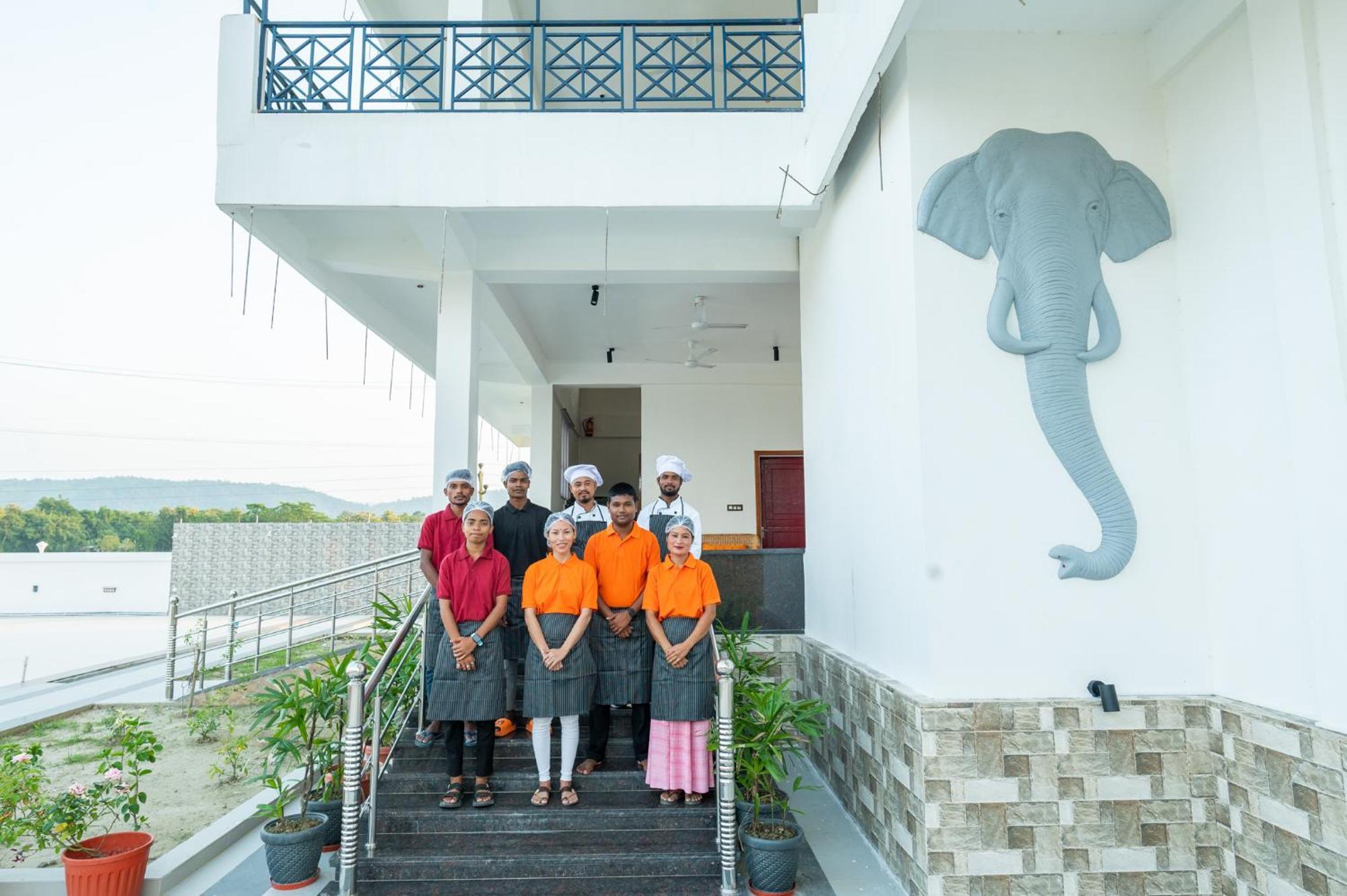 The Kaziranga Address Hotell Eksteriør bilde